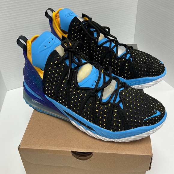 Nike LeBron James LeBron XVIII “Lakers Heritage” Size 10 CQ9283-006